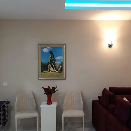 Stella's Family Apartament Wlora